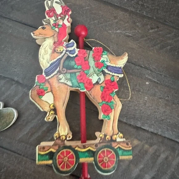 Vintage Wooden Mary Engelbreit Pull String Santa with sack and 3D Deer - Picture 3 of 9